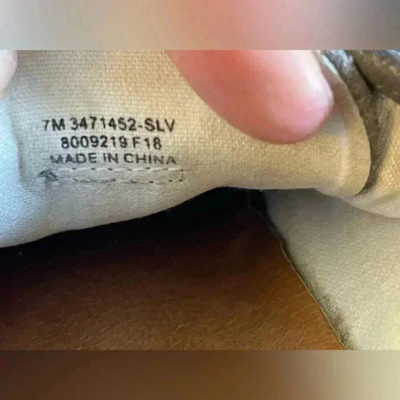 Frye Claudia Slip-On Silver Metallic Shoes Size 7 - Picture 6 of 6